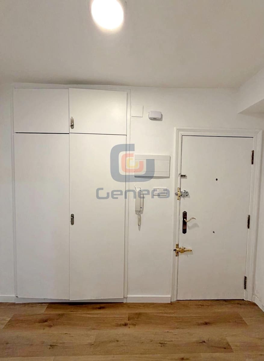 Piso de 3 habitaciones en Alicante / Alacant ciudad en venta - 169.000 € (Ref: 9553194)