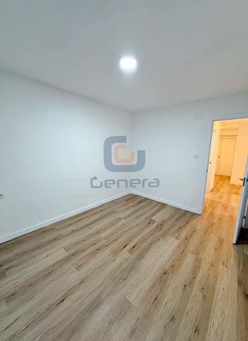 Piso de 3 habitaciones en Carolinas Altas, Alicante / Alacant ciudad en venta - 169.000 € (Ref: 9553194)