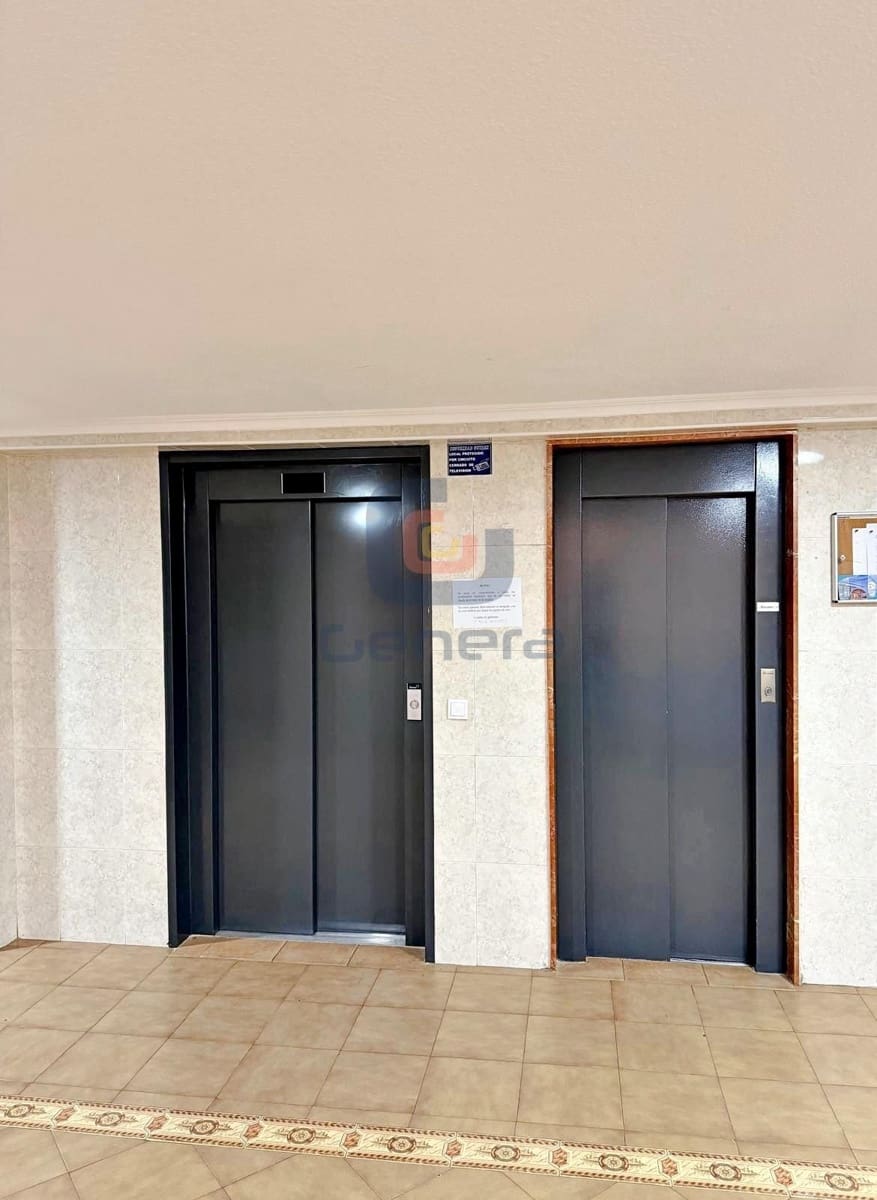 Piso de 3 habitaciones en Alicante / Alacant ciudad en venta - 169.000 € (Ref: 9553194)
