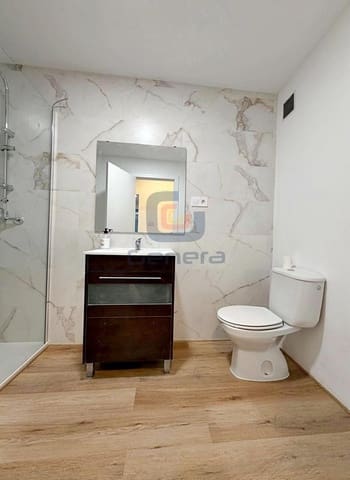 Piso de 3 habitaciones en Carolinas Altas, Alicante / Alacant ciudad en venta - 169.000 € (Ref: 9553194)