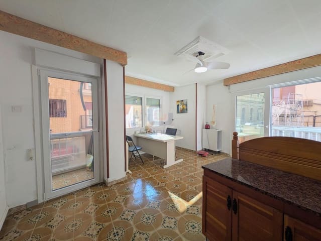 4 soveværelse Lejlighed til salg i Barrio del Centro, Alicante by - € 309.000 (Ref: 9559350)