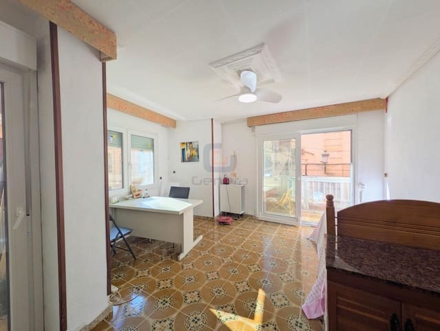 4 soveværelse Lejlighed til salg i Barrio del Centro, Alicante by - € 309.000 (Ref: 9559350)