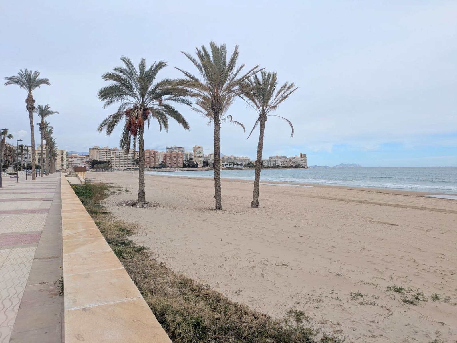 3 chambre Appartement à vendre à El Campello avec piscine garage - 375 000 € (Ref: 9566792)