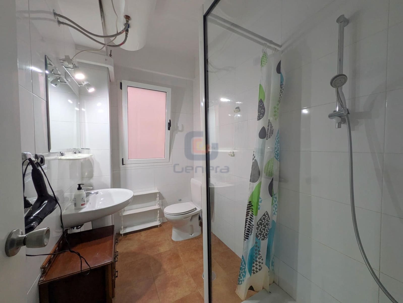 6 soveværelse Hotel til salg i Alicante by - € 499.000 (Ref: 9566794)