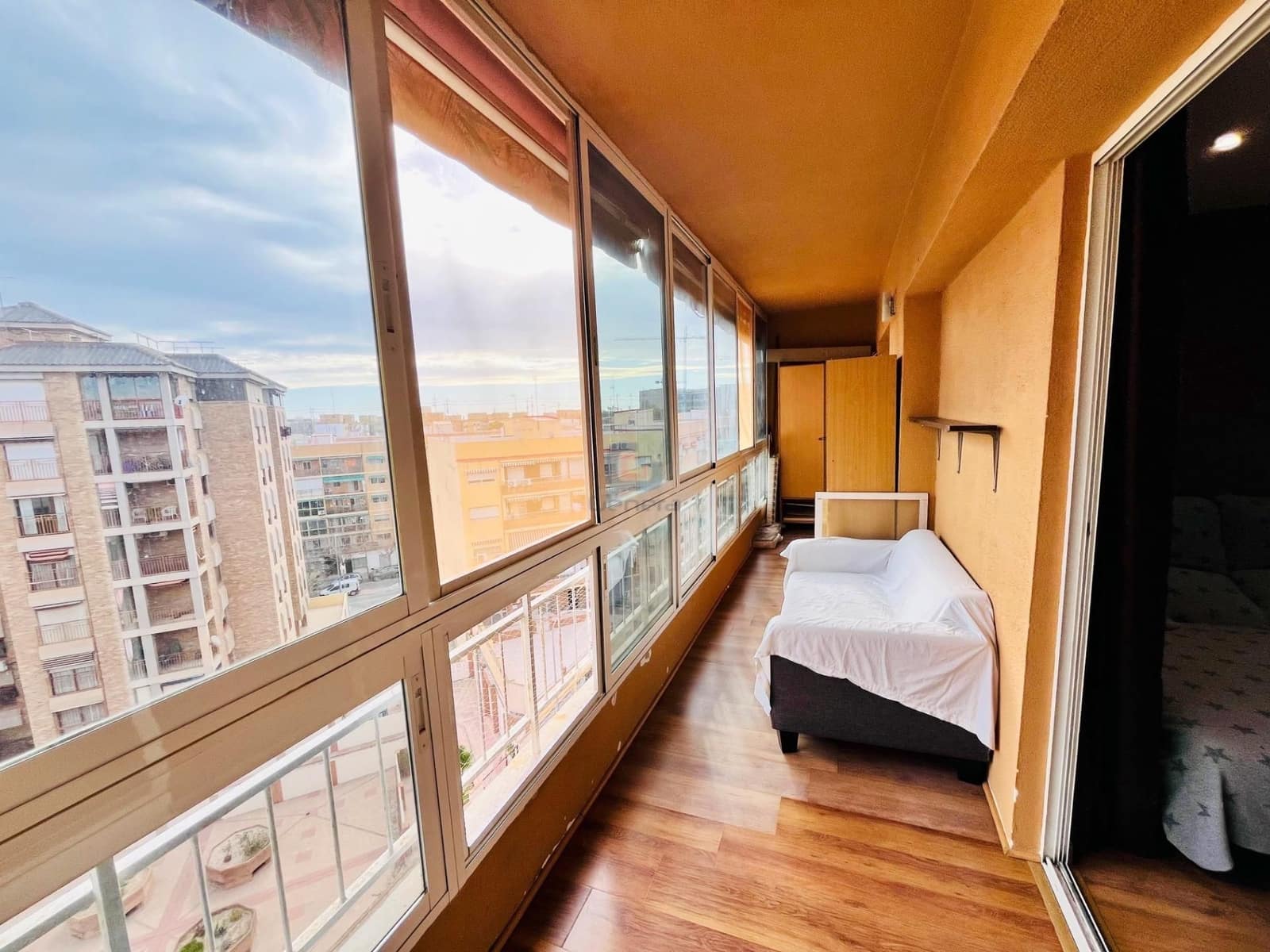 3 Zimmer Wohnung zu verkaufen in Alicante / Alacant Stadt - 200.000 € (Ref: 9597284)