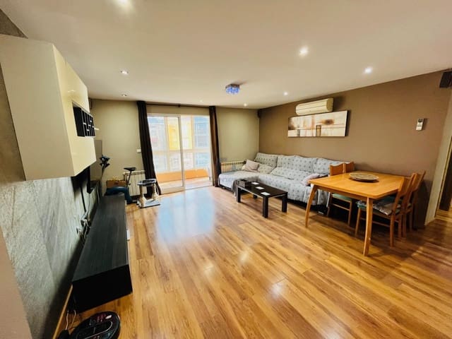 3 bedroom Flat for sale in San Fernando - Princesa Mercedes, Alicante / Alacant city - € 200,000 (Ref: 9597284)