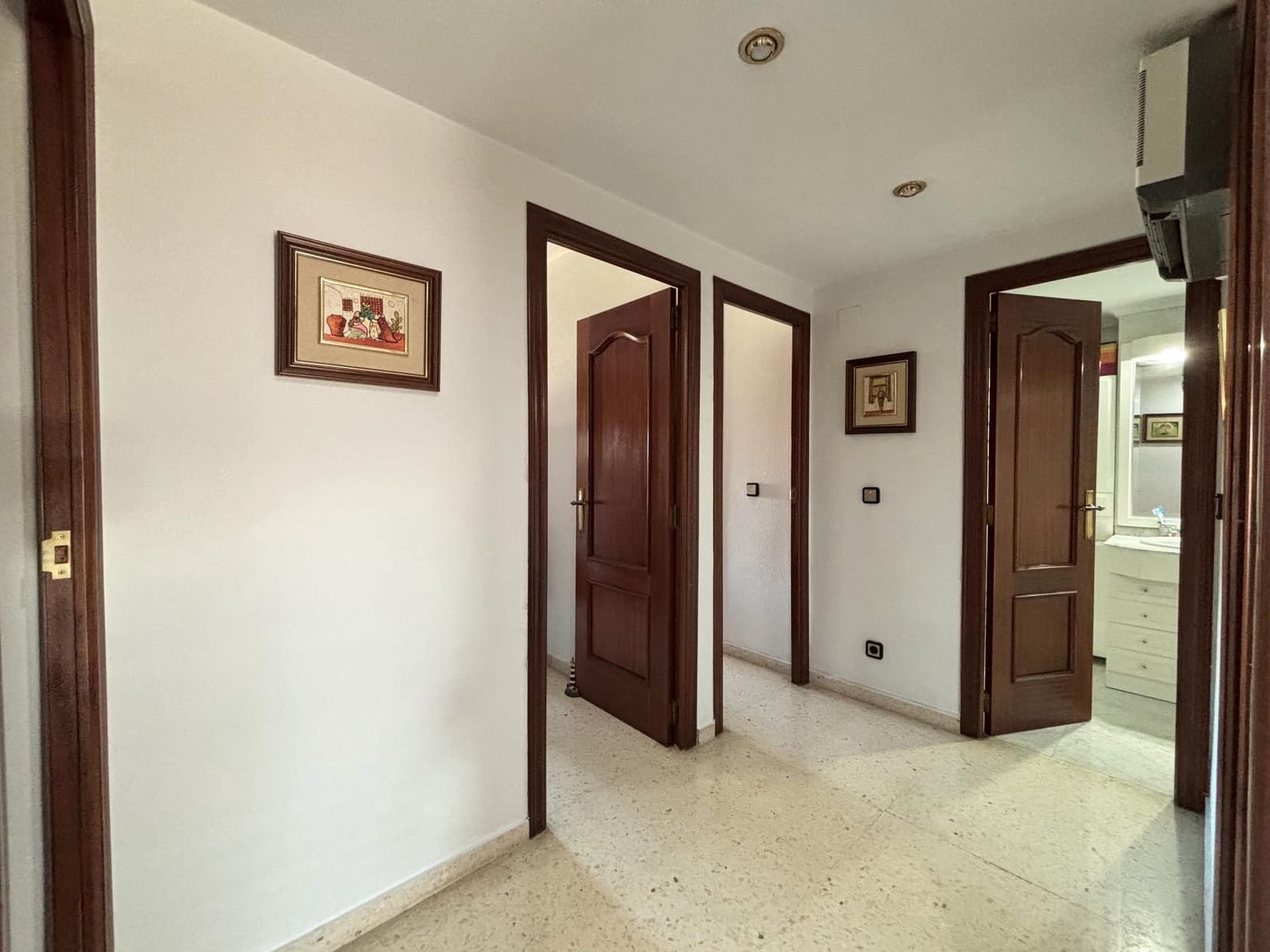 3 soveværelse Lejlighed til salg i Alicante by med swimmingpool garage - € 285.000 (Ref: 9626710)