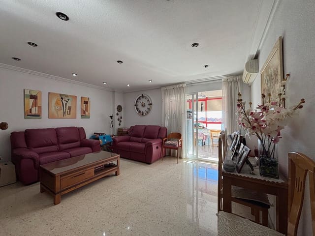 3 soveværelse Lejlighed til salg i San Blas, Alicante by med swimmingpool garage - € 285.000 (Ref: 9626710)