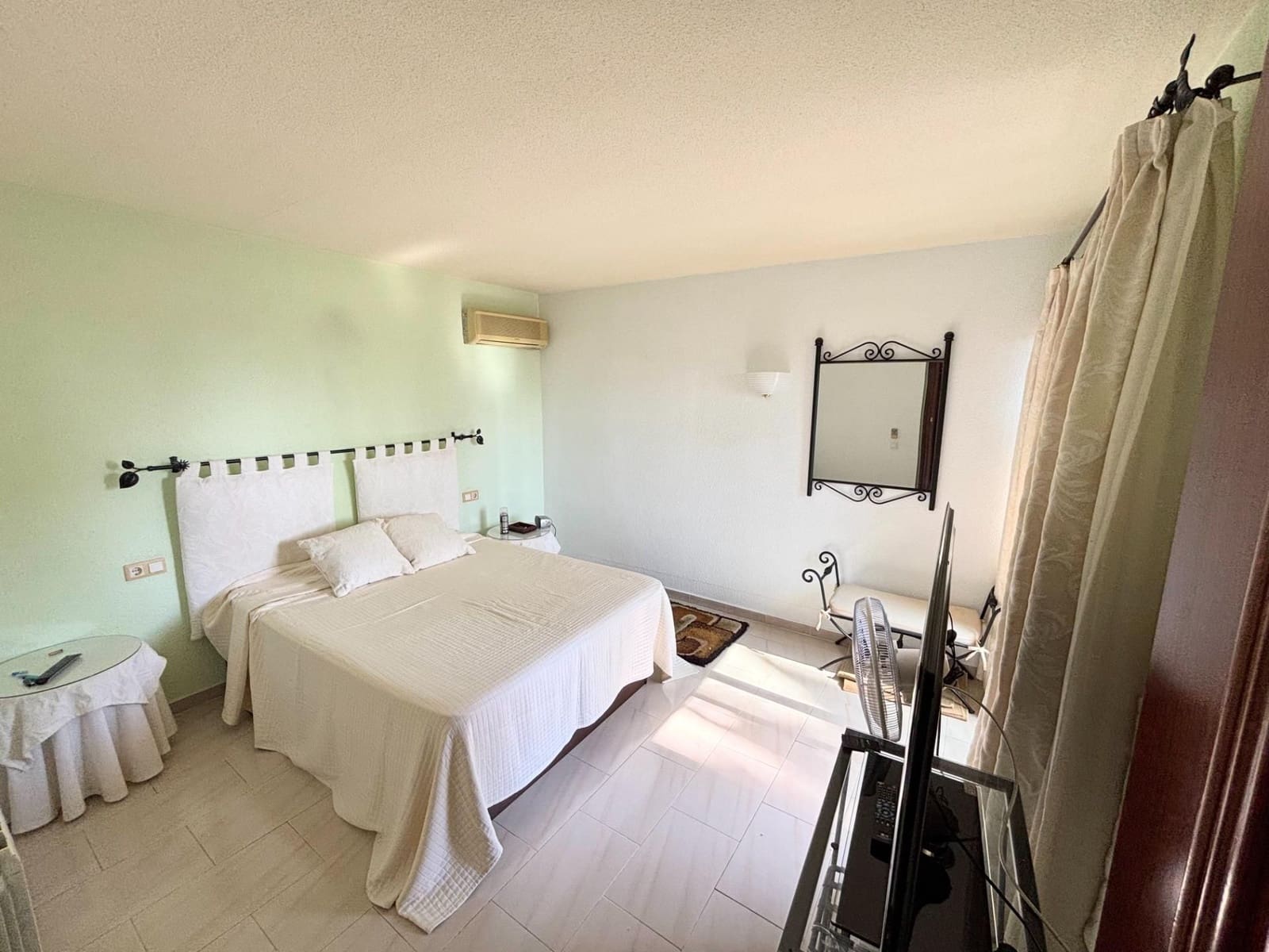 4 quarto Moradia para venda em Benidorm com piscina garagem - 870 000 € (Ref: 9630606)