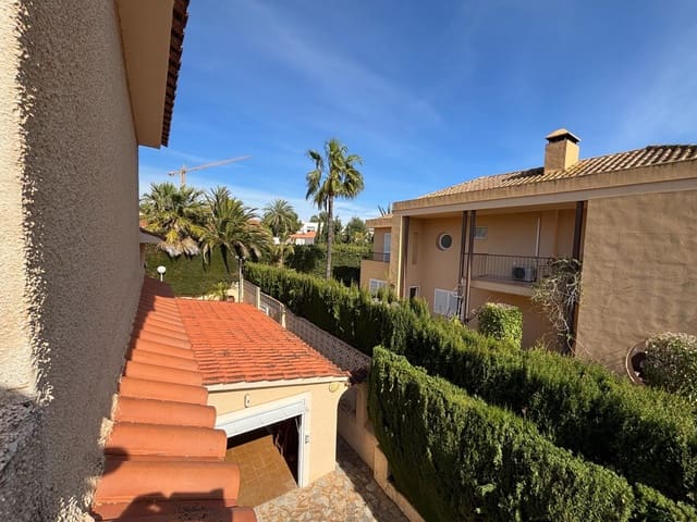 Chalet de 4 habitaciones en Urbanizaciones, Benidorm en venta con piscina garaje - 870.000 € (Ref: 9630606)