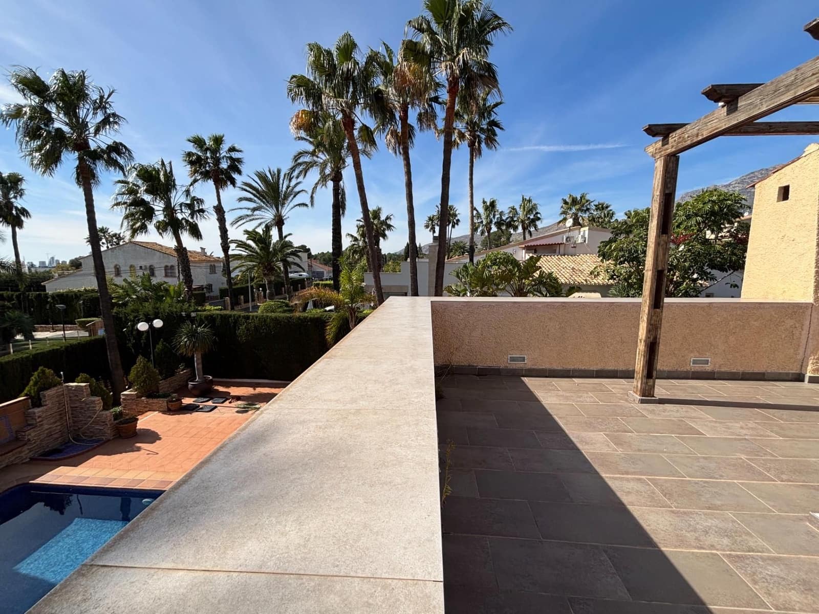 4 quarto Moradia para venda em Benidorm com piscina garagem - 870 000 € (Ref: 9630606)