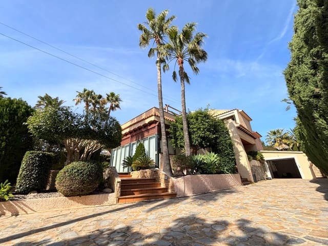 Chalet de 4 habitaciones en Urbanizaciones, Benidorm en venta con piscina garaje - 870.000 € (Ref: 9630606)