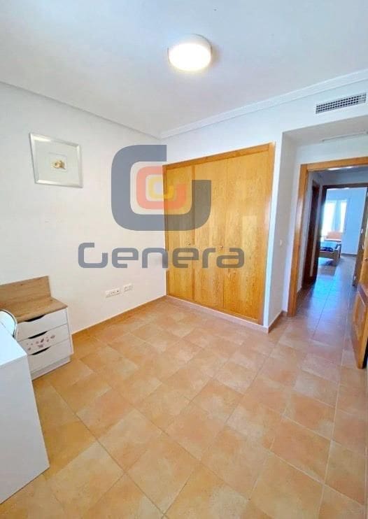 2 makuuhuone Asunto myytävänä paikassa El Campello mukana uima-altaan 
autotalli - 199 900 € (Ref: 9635334)