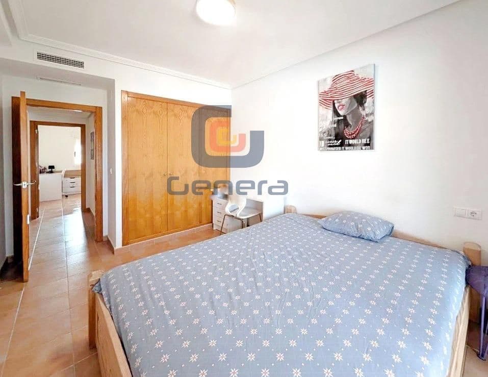 2 makuuhuone Asunto myytävänä paikassa El Campello mukana uima-altaan 
autotalli - 199 900 € (Ref: 9635334)