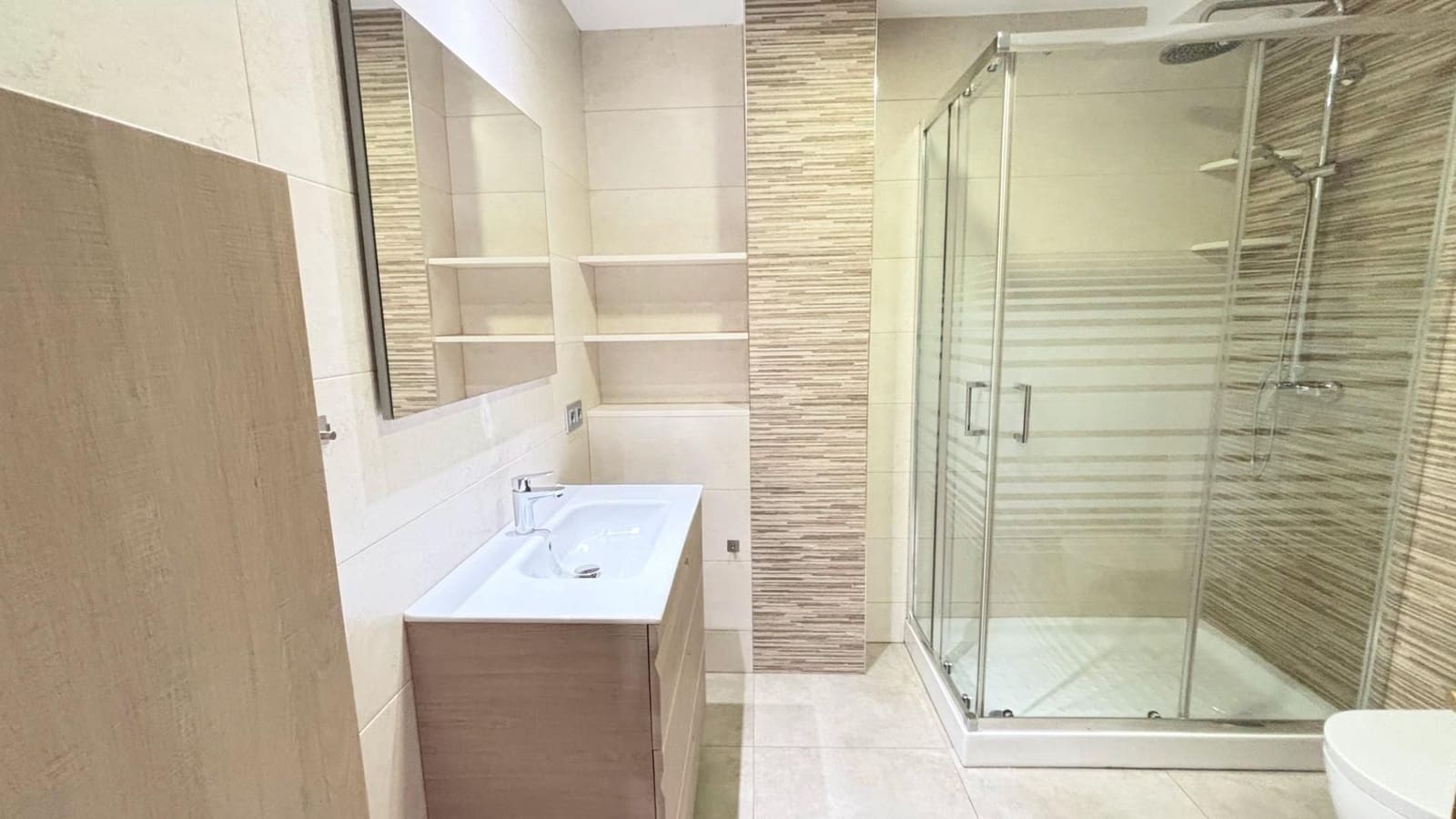 2 chambre Appartement à vendre à Alicante ville - 760 000 € (Ref: 9650530)