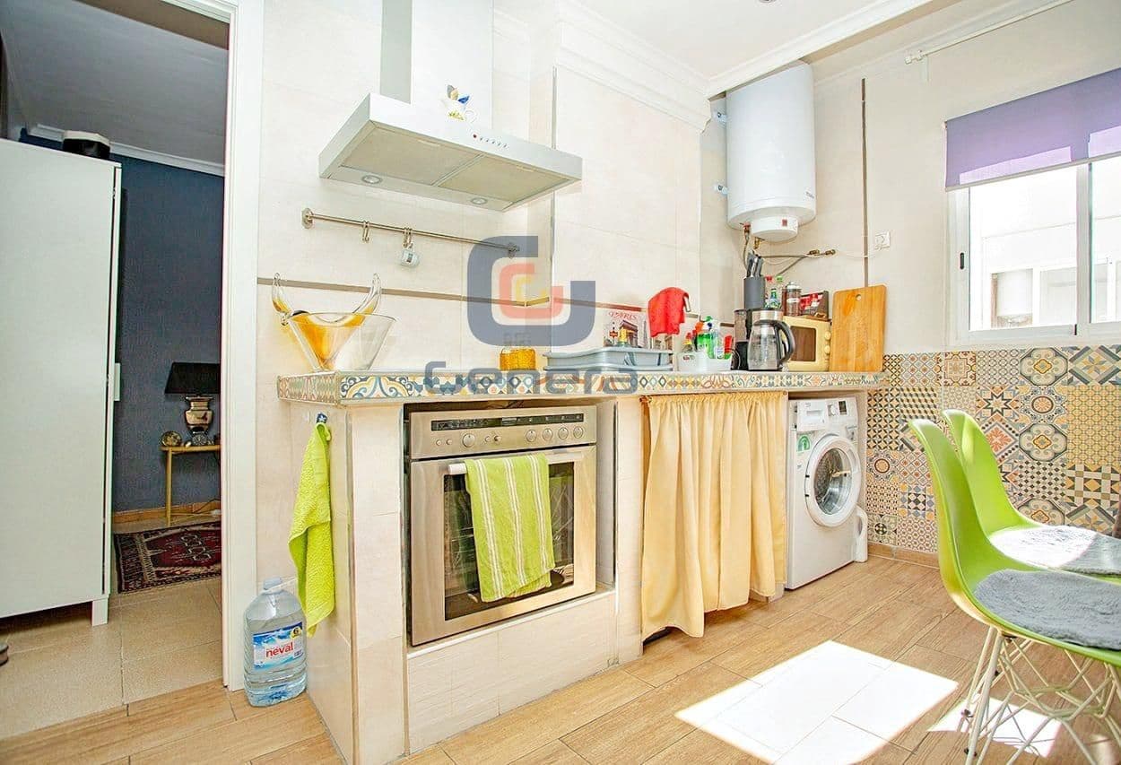 3 slaapkamer Flat te koop in Alicante stad met garage - € 159.000 (Ref: 9665339)