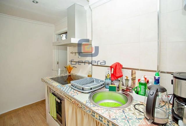 3 slaapkamer Flat te koop in Campoamor - Altozano, Alicante stad met garage - € 159.000 (Ref: 9665339)