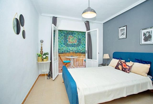 3 slaapkamer Flat te koop in Campoamor - Altozano, Alicante stad met garage - € 159.000 (Ref: 9665339)