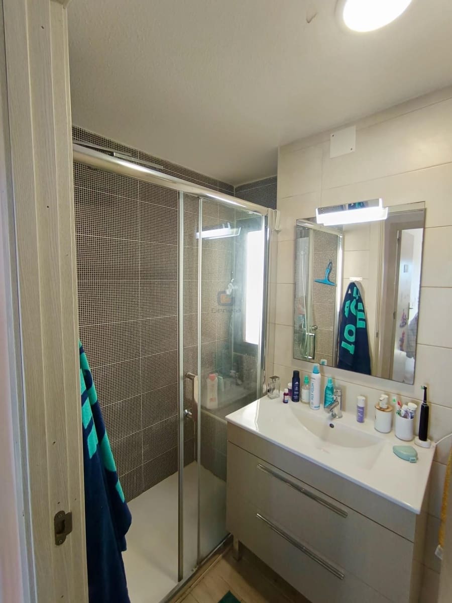 3 camera da letto Appartamento in vendita in Alicante citta - 180.000 € (Rif: 9688649)