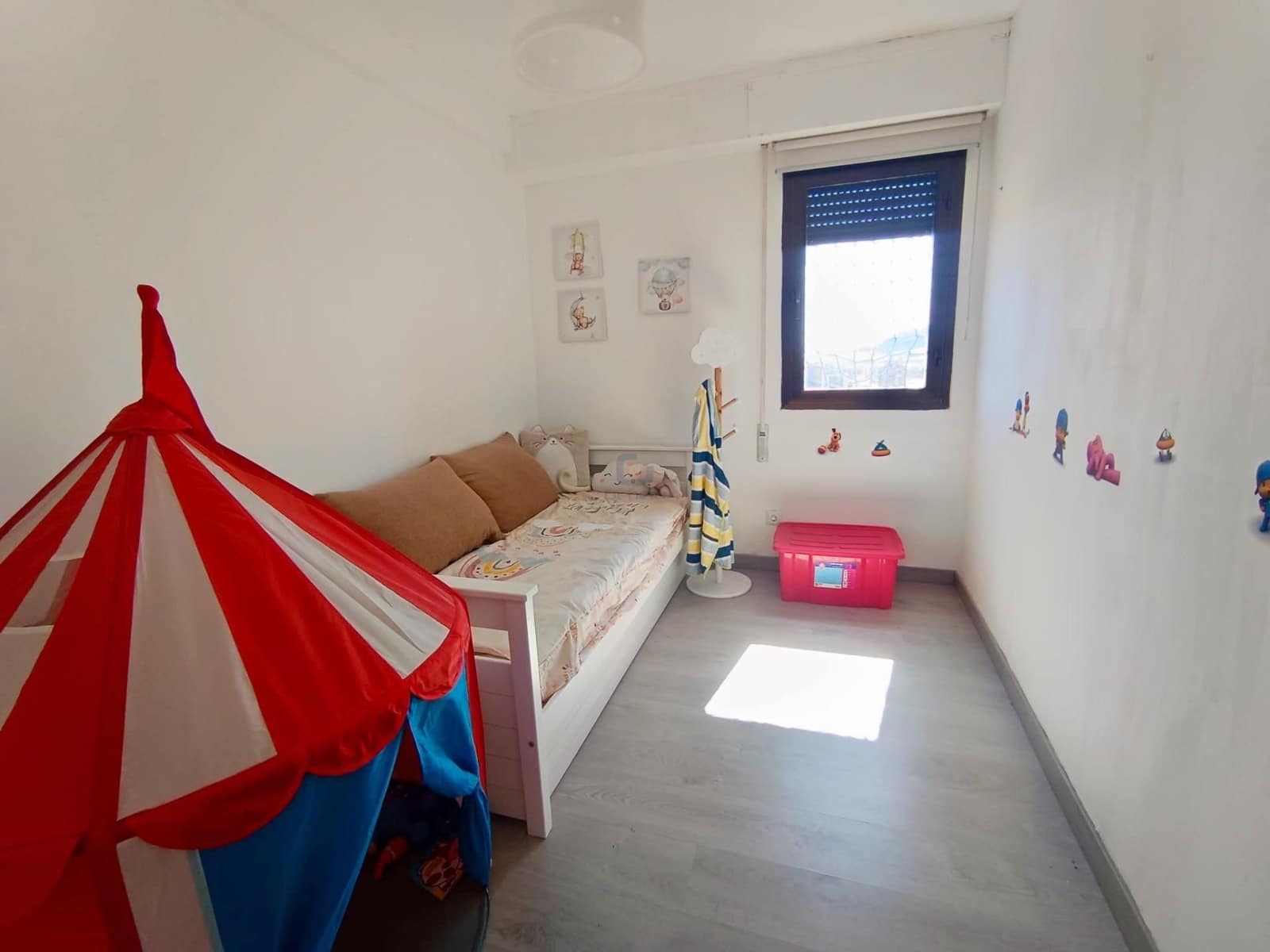 Piso de 3 habitaciones en Alicante / Alacant ciudad en venta - 180.000 € (Ref: 9688649)