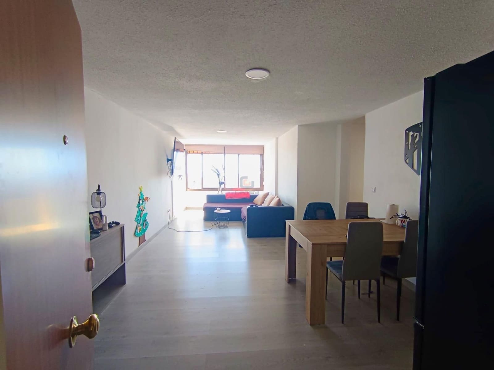 3 bedroom Flat for sale in Alicante / Alacant city - € 180,000 (Ref: 9688649)