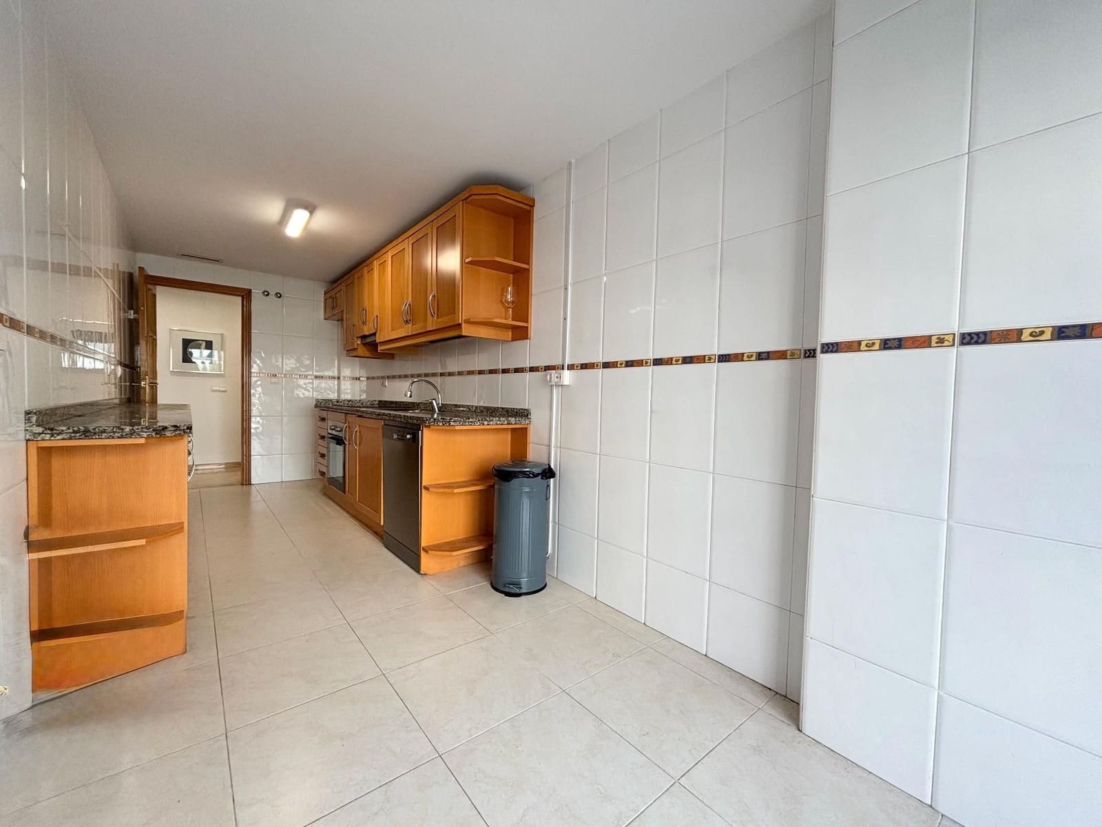 4 bedroom Flat for sale in Alicante / Alacant city - € 469,000 (Ref: 9691484)