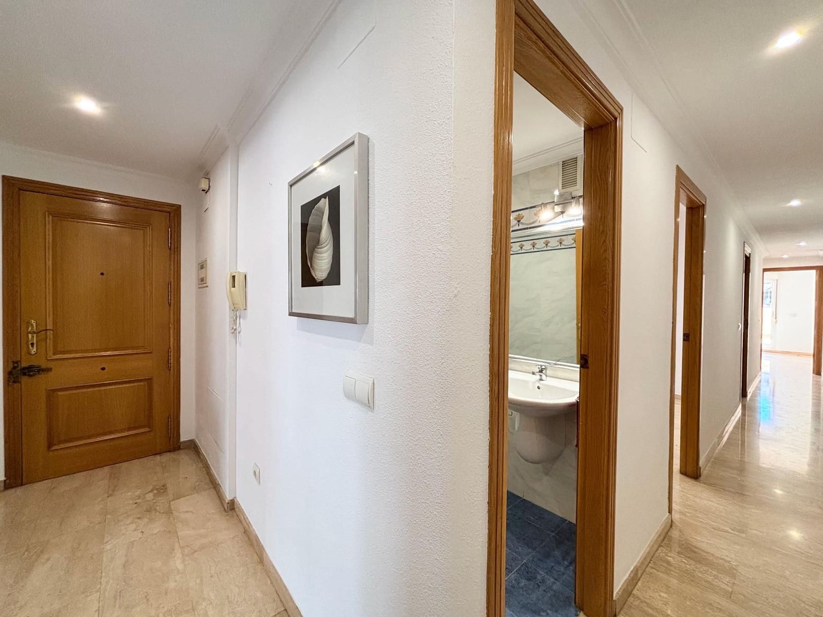 4 bedroom Flat for sale in Alicante / Alacant city - € 469,000 (Ref: 9691484)