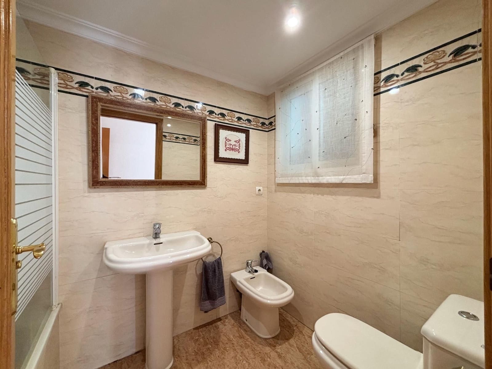 4 bedroom Flat for sale in Alicante / Alacant city - € 469,000 (Ref: 9691484)