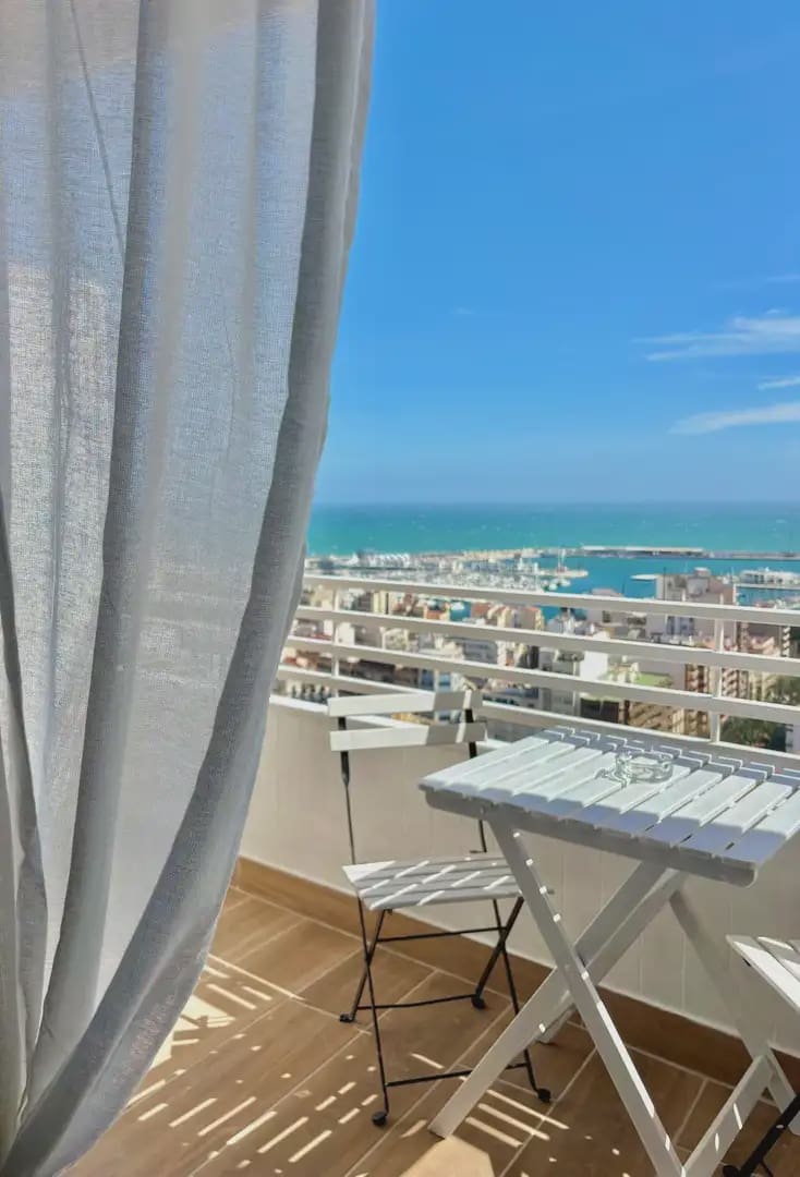 Apartament na sprzedaż w Miasto Alicante / Alacant - 255 000 € (Ref: 9715720)