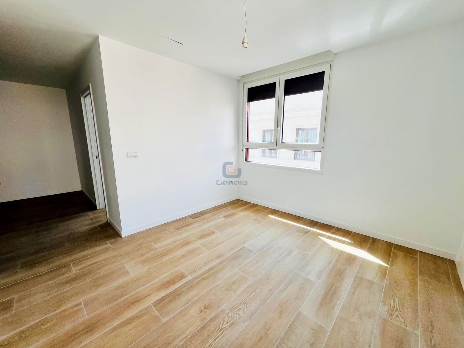 2 bedroom Flat for sale in Alicante / Alacant city - € 269,900 (Ref: 9720906)