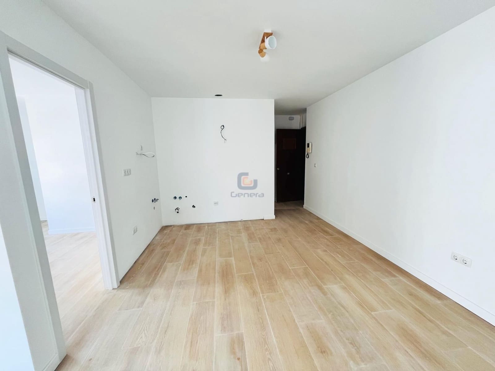 2 bedroom Flat for sale in Alicante / Alacant city - € 269,900 (Ref: 9720906)