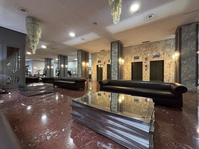 2 chambre Appartement à vendre à Ensanche - Diputacion, Alicante ville - 320 000 € (Ref: 9722702)