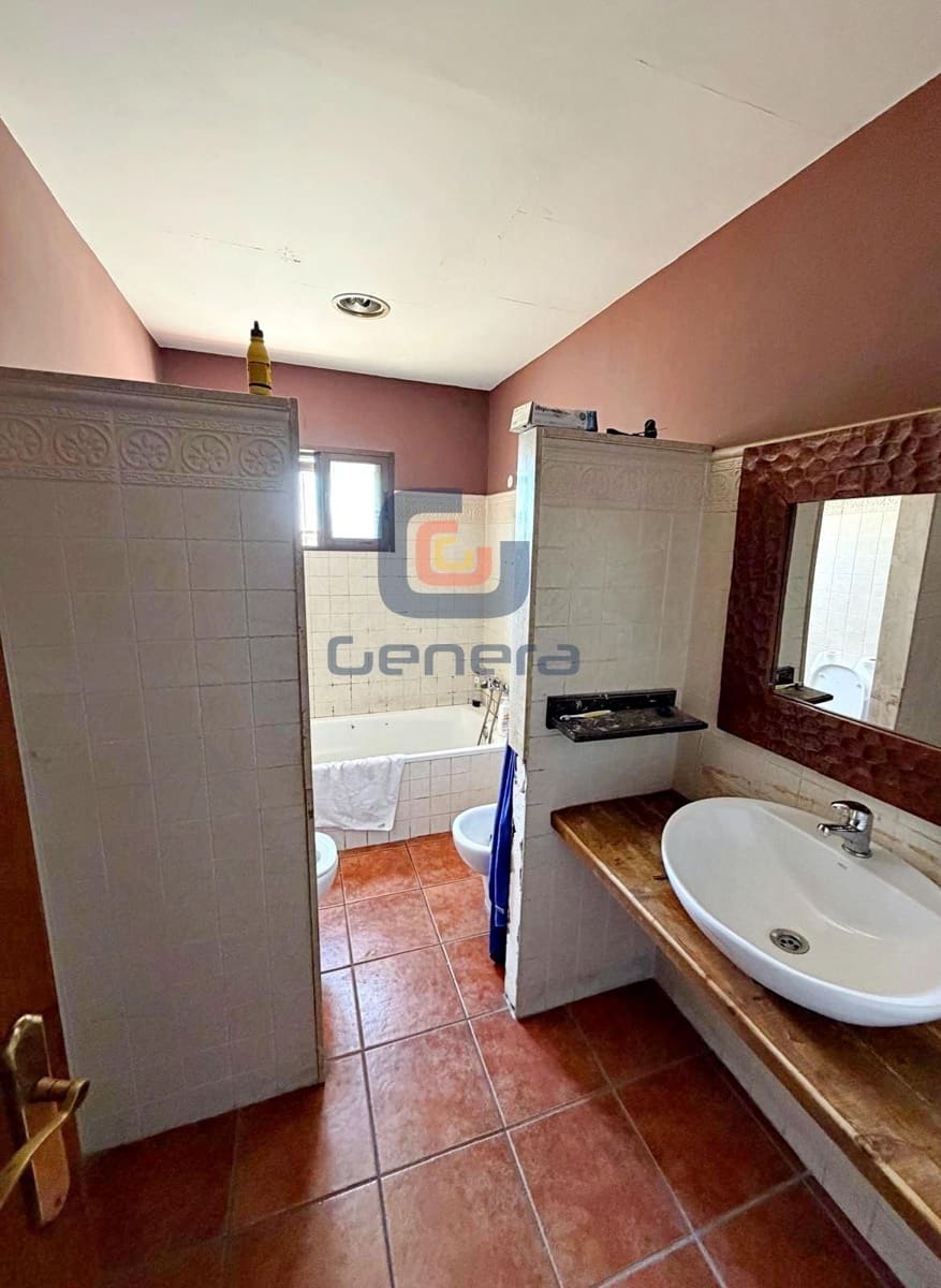 2 soveværelse Lejlighed til salg i Elche / Elx med garage - € 650.000 (Ref: 9725052)