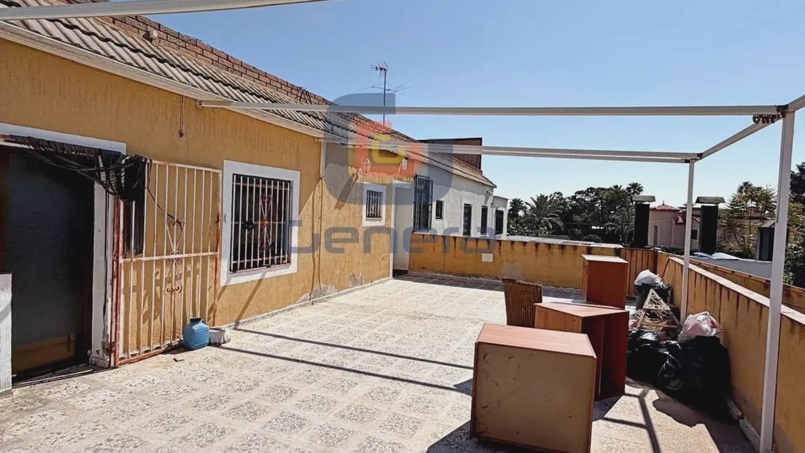 2 bedroom Flat for sale in Elche / Elx with garage - € 650,000 (Ref: 9725052)