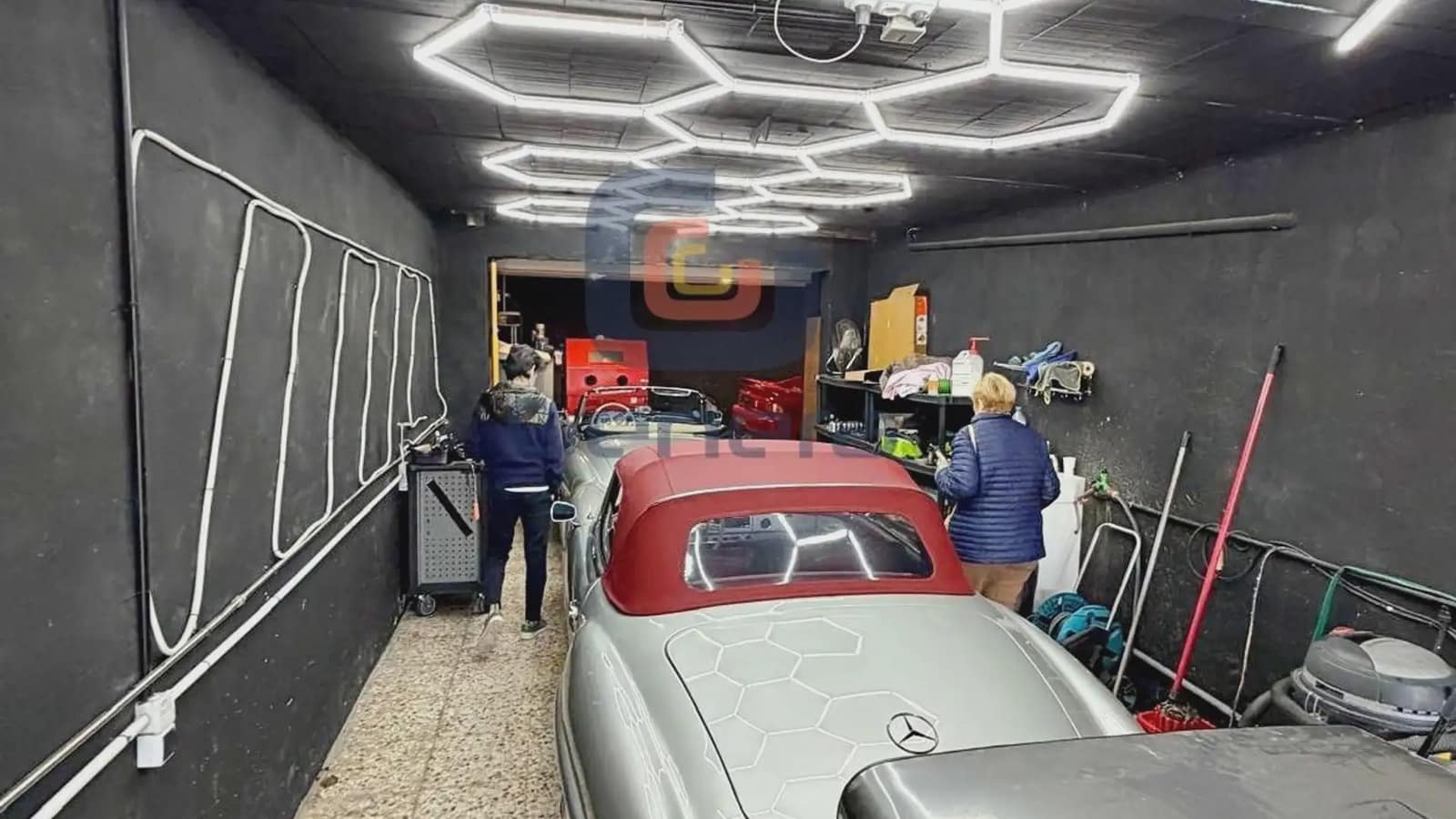 2 bedroom Flat for sale in Elche / Elx with garage - € 650,000 (Ref: 9725052)