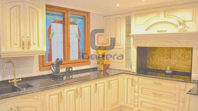 Piso de 3 habitaciones en Ensanche - Diputacion, Alicante / Alacant ciudad en venta con garaje - 540.000 € (Ref: 9733646)