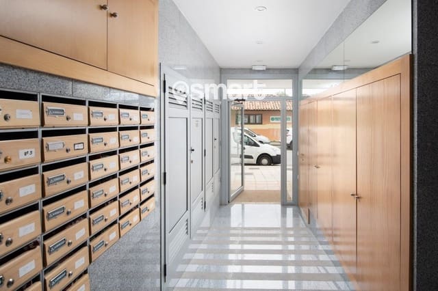 Garage for sale in Llanes - € 8,000 (Ref: 8171348)