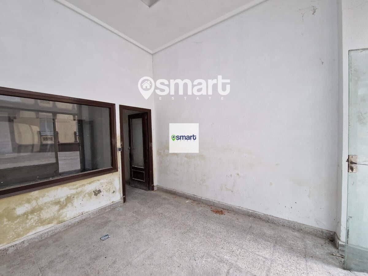 Local Comercial en Avilés en venta - 74.500 € (Ref: 8171351)