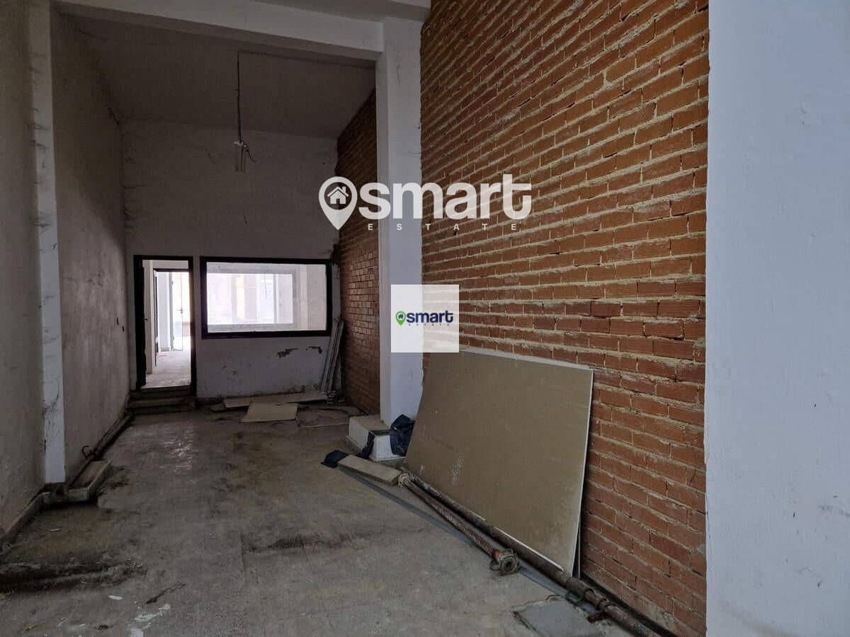 Local Comercial en Avilés en venta - 74.500 € (Ref: 8171351)