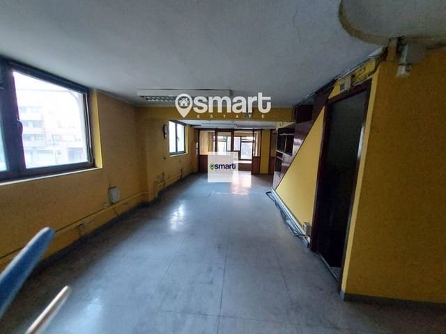 Erhverv til salg i Centro Urbano, Oviedo - € 119.000 (Ref: 8171487)