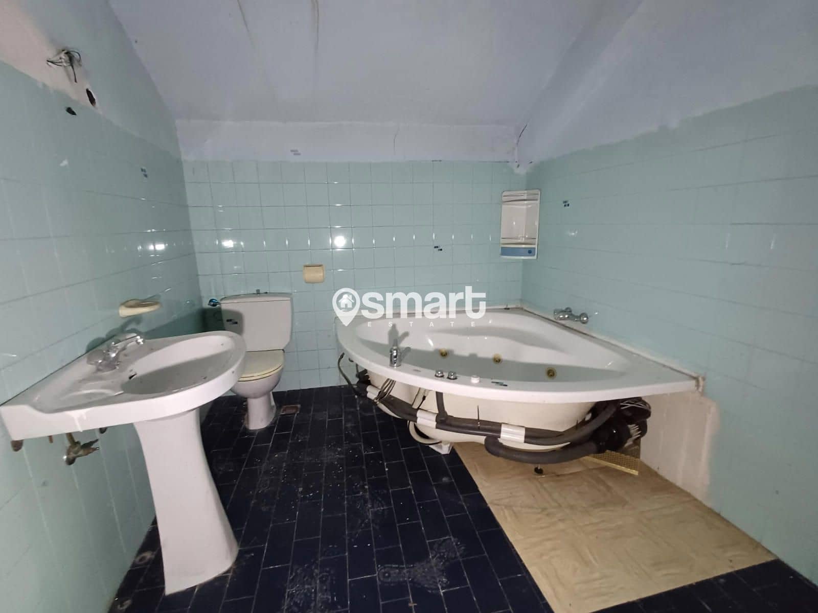 8 soveværelse Villa til salg i Guriezo - € 100.000 (Ref: 8171557)