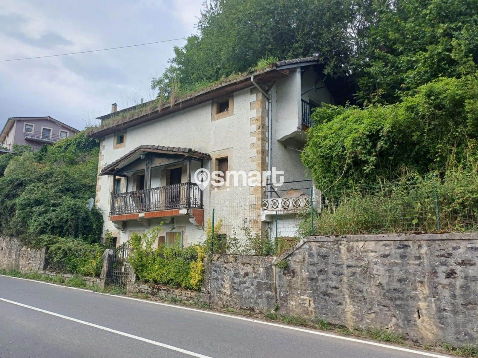 8 soveværelse Villa til salg i Guriezo - € 100.000 (Ref: 8171557)