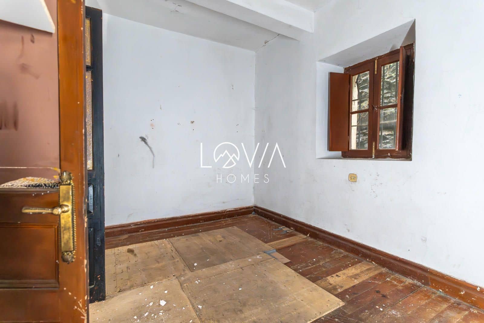 Chalet de 8 habitaciones en Guriezo en venta - 100.000 € (Ref: 8171557)