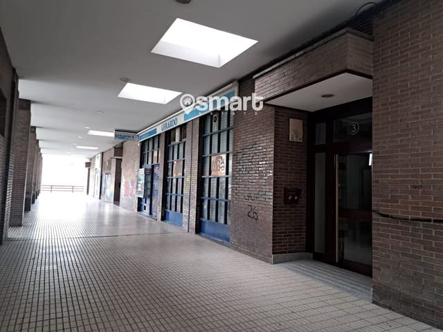 Erhverv til salg i Centro Urbano, Oviedo - € 44.000 (Ref: 8195603)