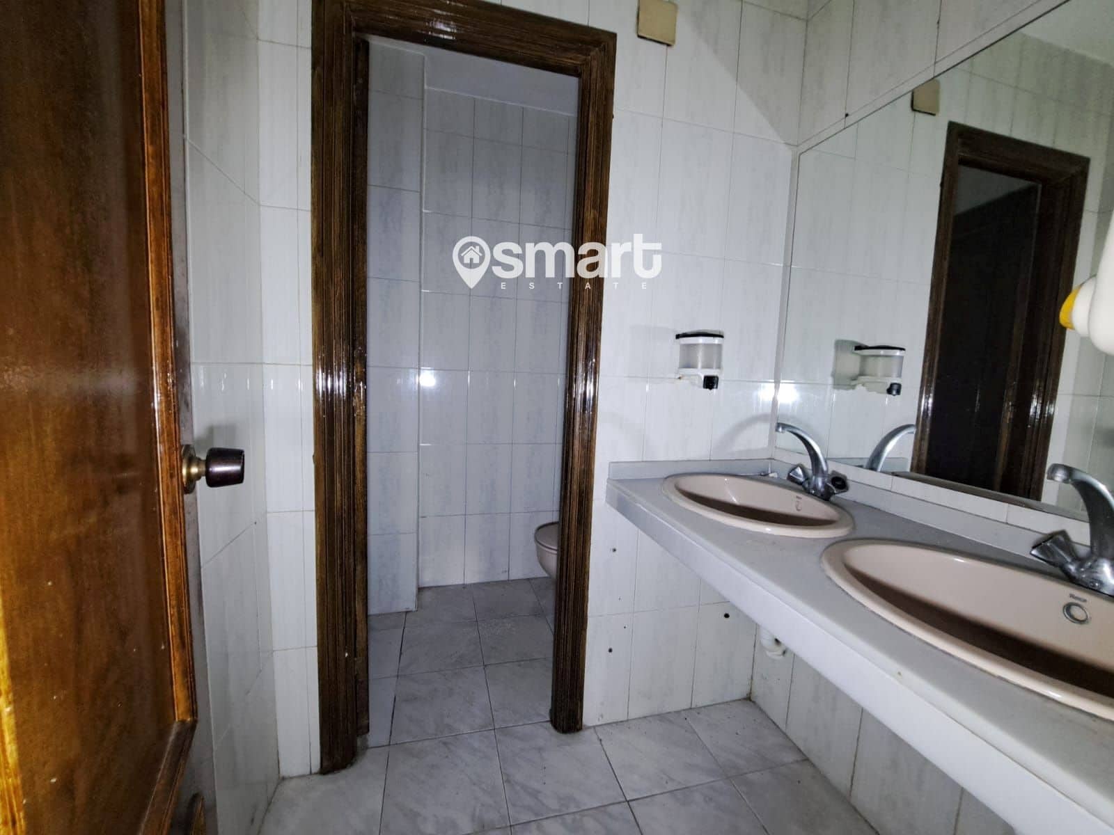 Erhverv til salg i Oviedo - € 44.000 (Ref: 8195603)