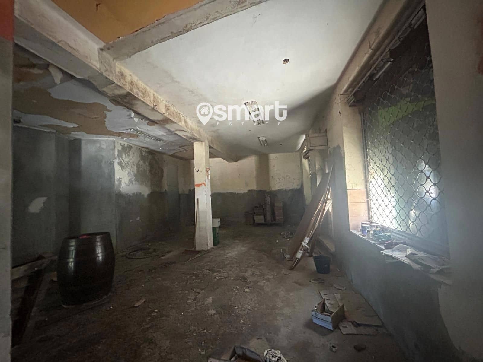 Commercial for sale in Mieres - € 100,000 (Ref: 8372174)