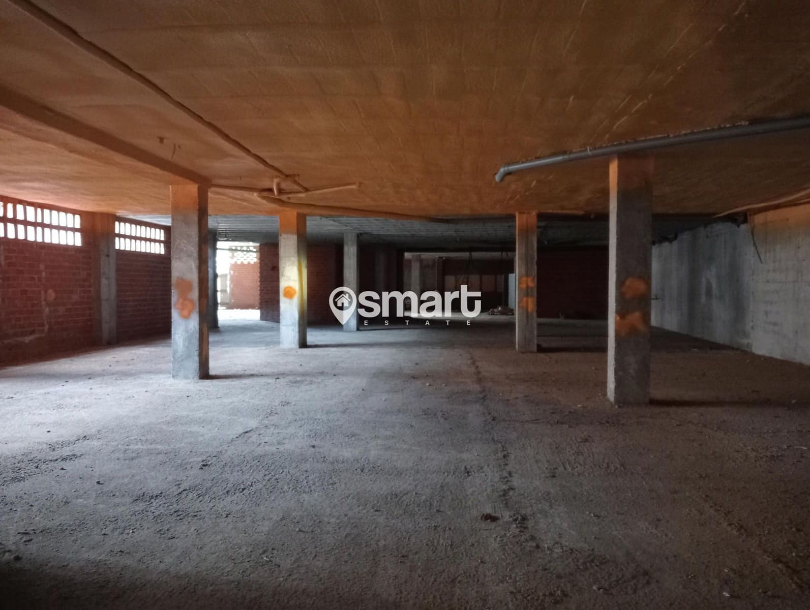 Commerciale in vendita in Pravia - 119.400 € (Rif: 8454006)