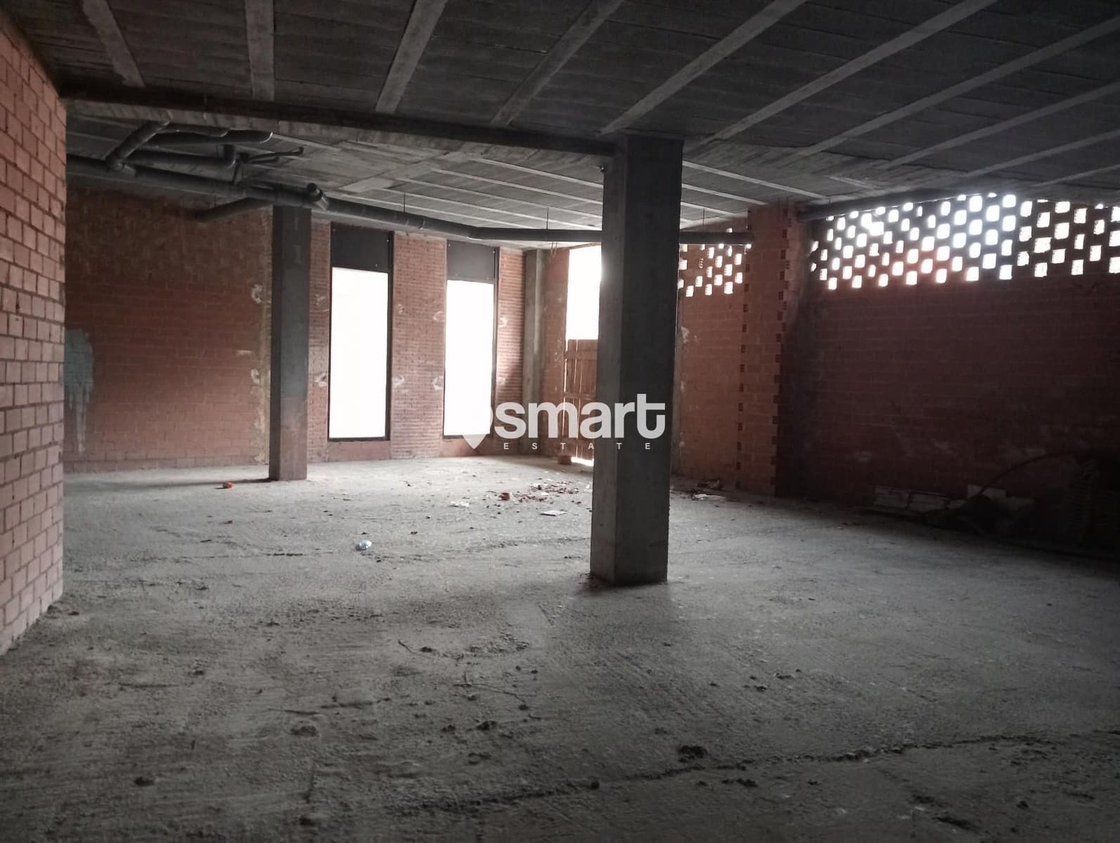 Commerciale in vendita in Pravia - 119.400 € (Rif: 8454006)