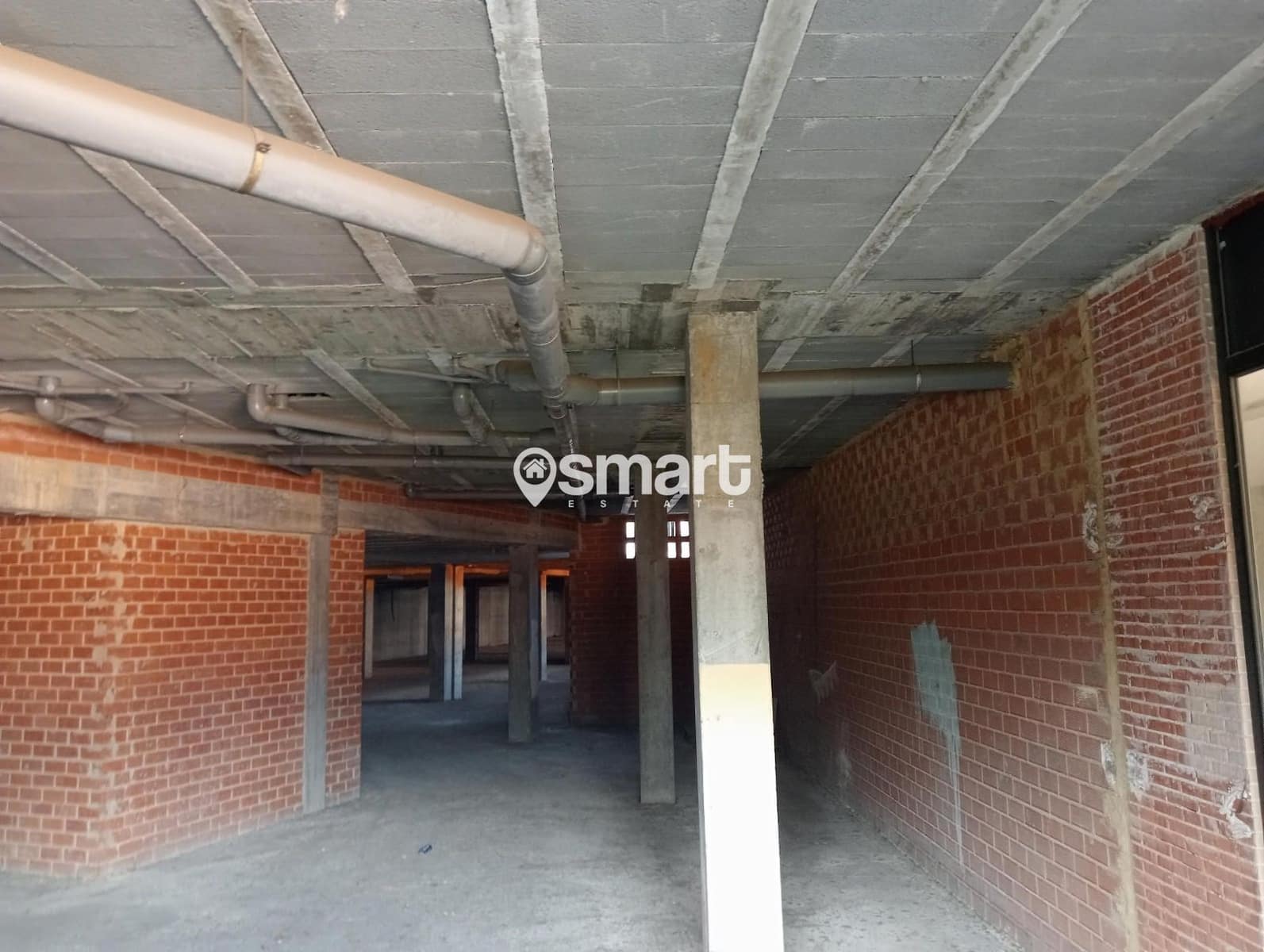 Commerciale in vendita in Pravia - 119.400 € (Rif: 8454006)