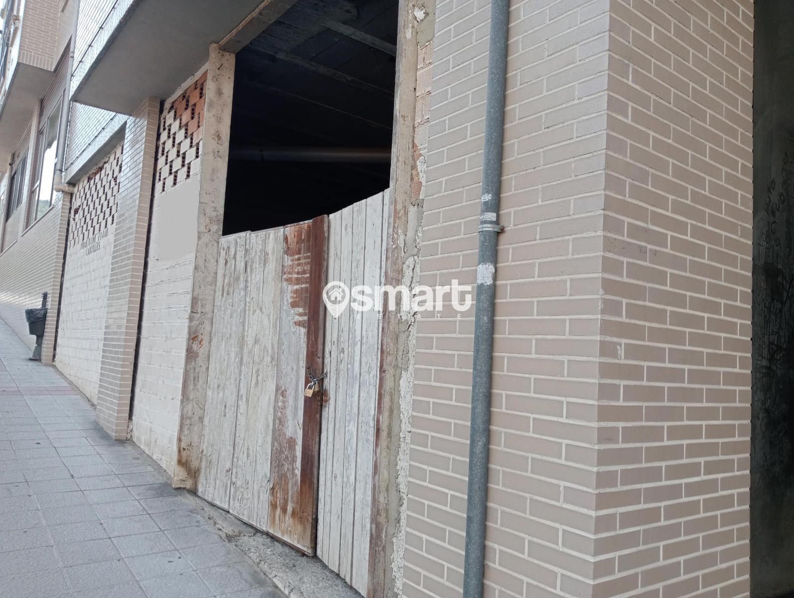 Commerciale in vendita in Pravia - 119.400 € (Rif: 8454006)